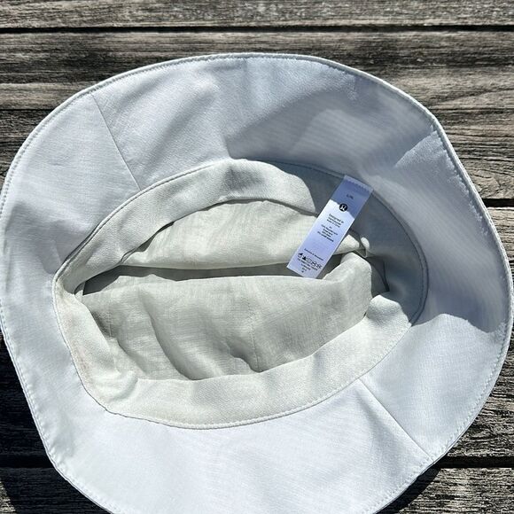 Lululemon Ultra Lightweight Bucket Hat Unisex Size l/xl Vapor Grey